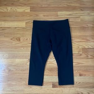 Lululemon Capri Leggings Size 10